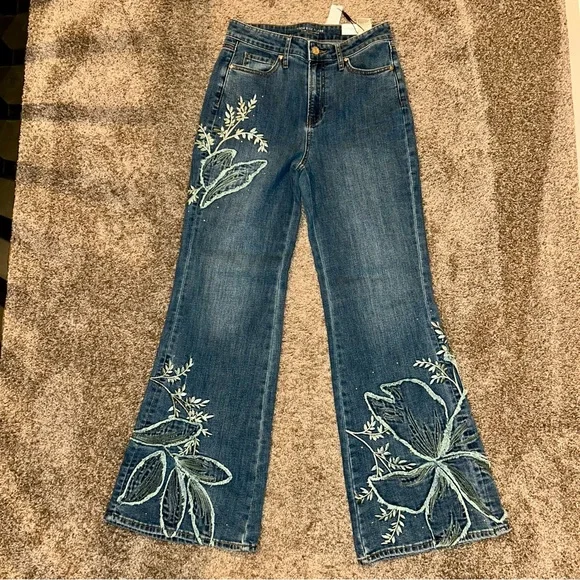 Chico’s Fernanda Indigo Jeans, NWT - Picture 6 of 15